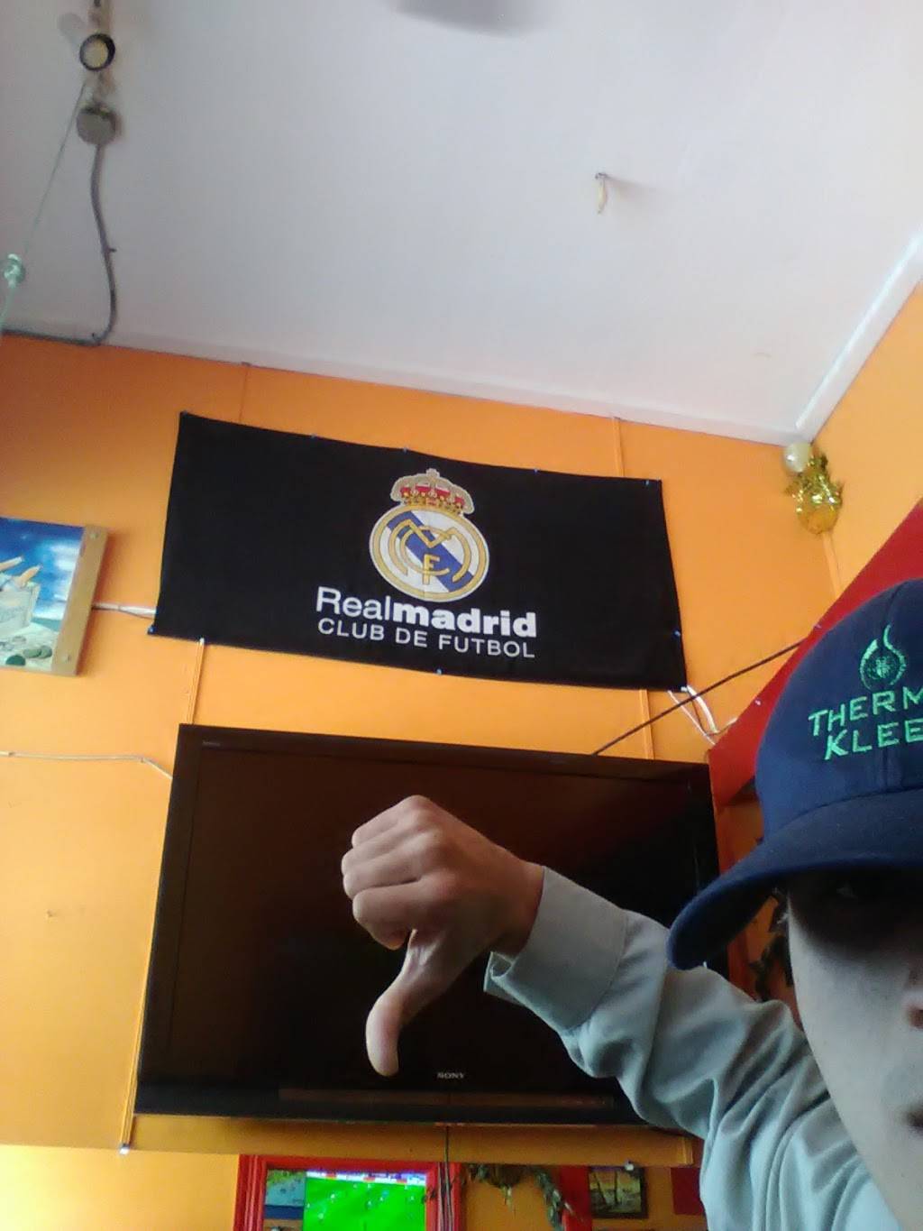 Sabor Latinos | restaurant | 4908 Fountain Ave, Los Angeles, CA 90029, USA | 3236631100 OR +1 323-663-1100