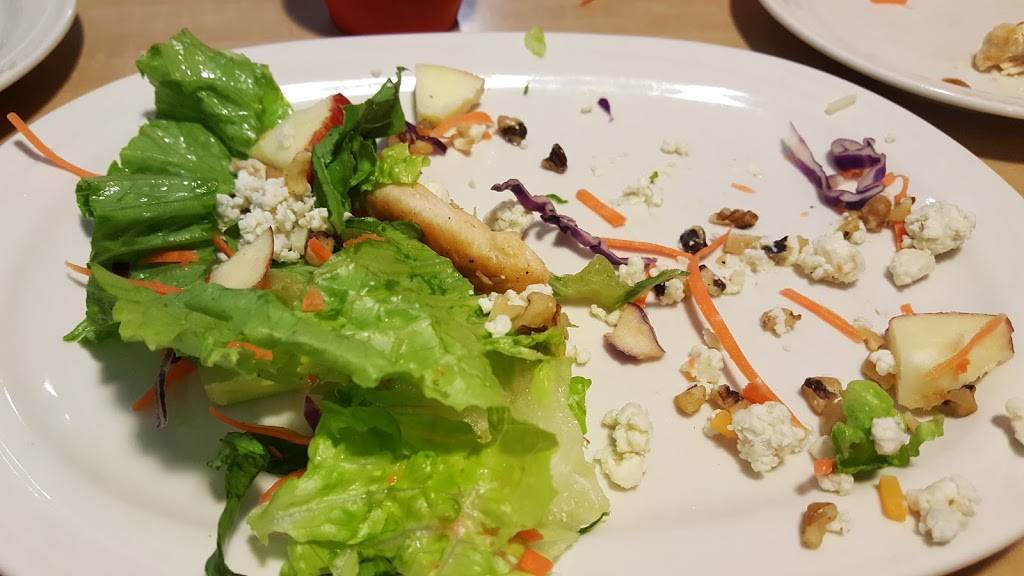 Friendlys | restaurant | 250 Andover St, Peabody, MA 01960, USA | 9785321445 OR +1 978-532-1445