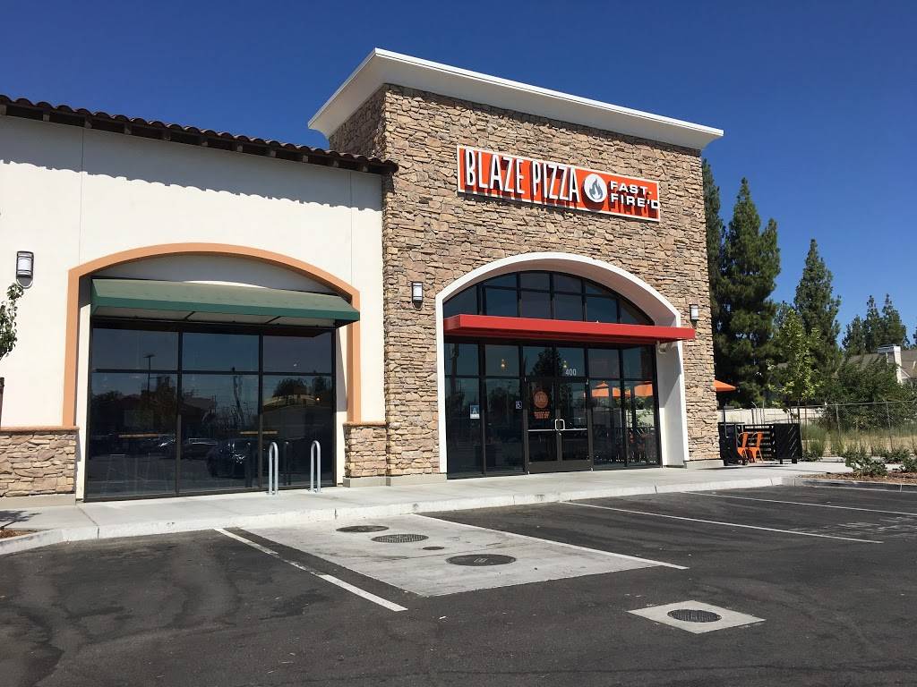 Blaze Pizza | meal takeaway | 3900 California Ave, Bakersfield, CA 93309, USA | 6616410203 OR +1 661-641-0203