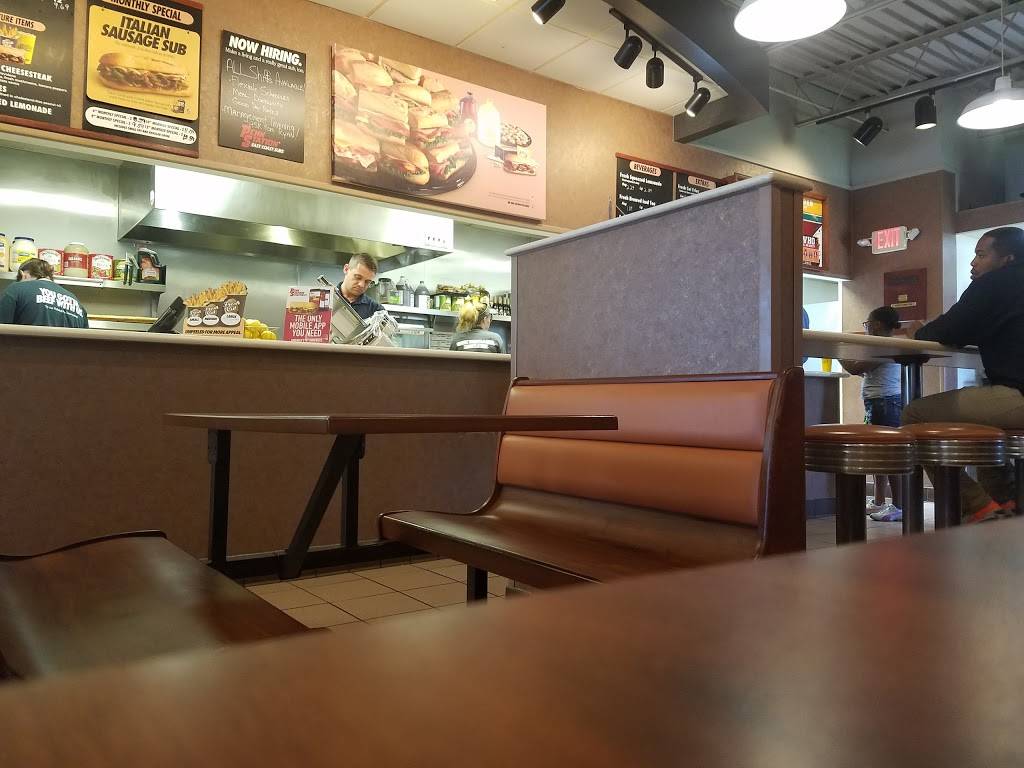 Penn Station East Coast Subs | meal takeaway | 5215 N Main St, Dayton, OH 45415, USA | 9372749000 OR +1 937-274-9000