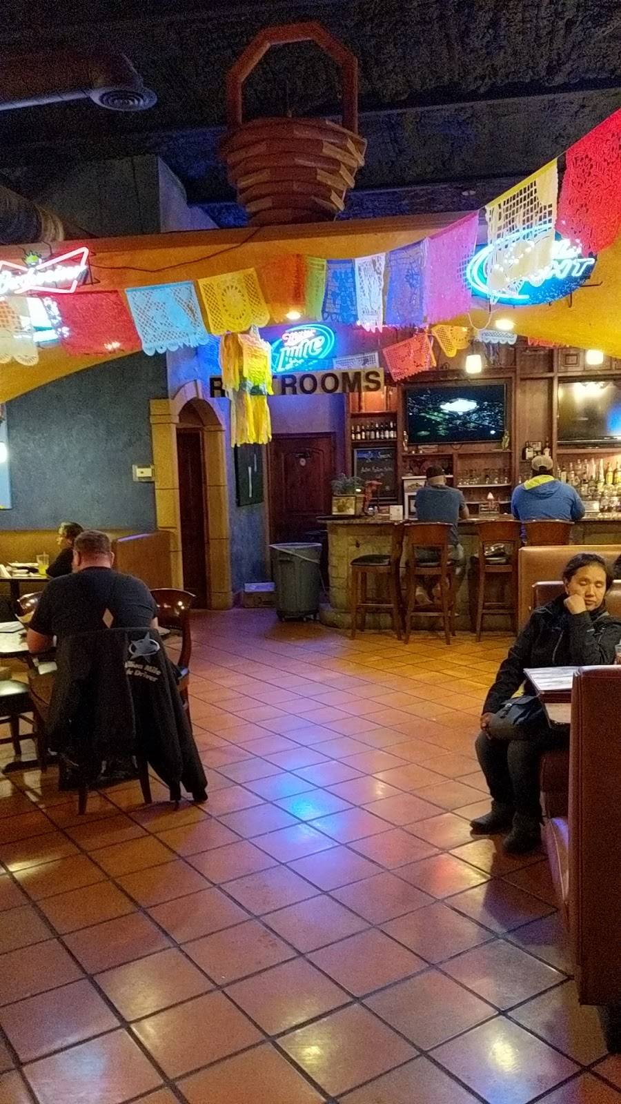 Mexicano Grille and Bar | restaurant | 205 Sonterra Blvd, Jarrell, TX 76537, USA | 5127465262 OR +1 512-746-5262