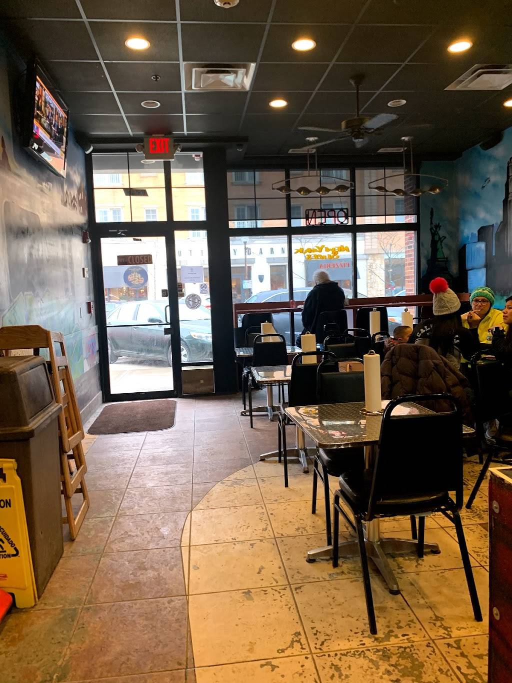 New York Slices | meal delivery | 1843 2nd St, Highland Park, IL 60035, USA | 8474326979 OR +1 847-432-6979