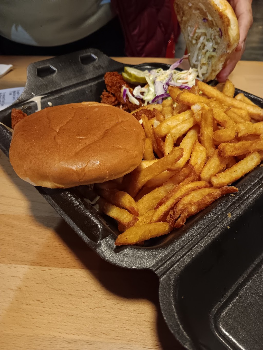 Angry Chickz - Oceanside, CA | restaurant | 612 Mission Ave, Oceanside, CA 92054, USA | 4422662167 OR +1 442-266-2167