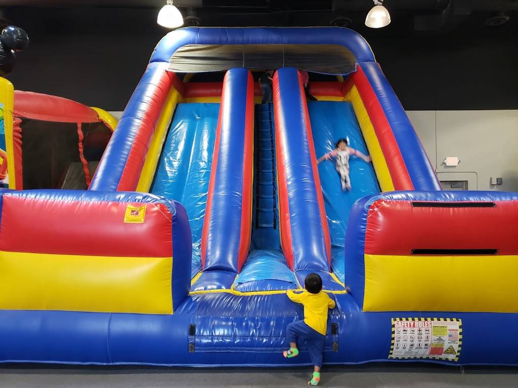 Bouncy World Indoor Bounce Playland | restaurant | 225 N Stephanie St, Henderson, NV 89074, USA | 7024892727 OR +1 702-489-2727
