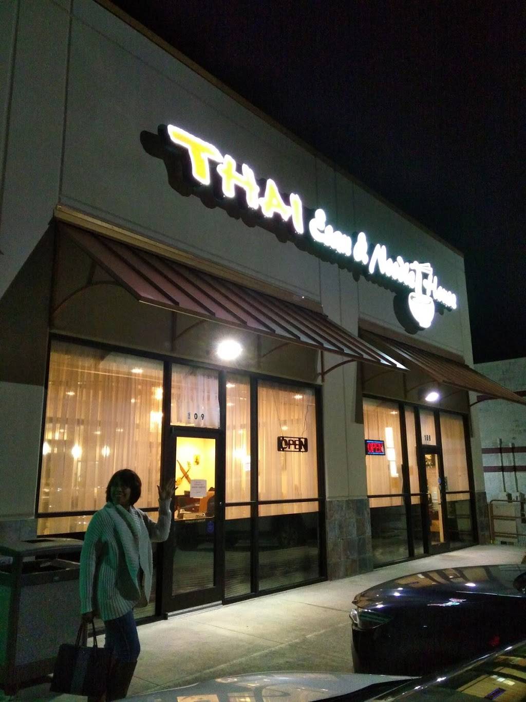 Thai Esan & Noodle House | restaurant | Suite 109, 3266, 9820 Huebner Rd, San Antonio, TX 78240, USA | 2108770888 OR +1 210-877-0888