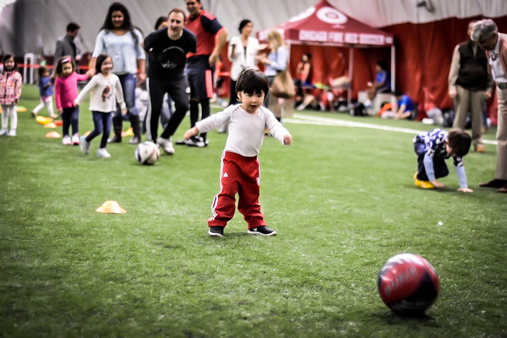 CIBC Fire Pitch | restaurant | 3626 N Talman Ave, Chicago, IL 60618, USA | 7733273473 OR +1 773-327-3473