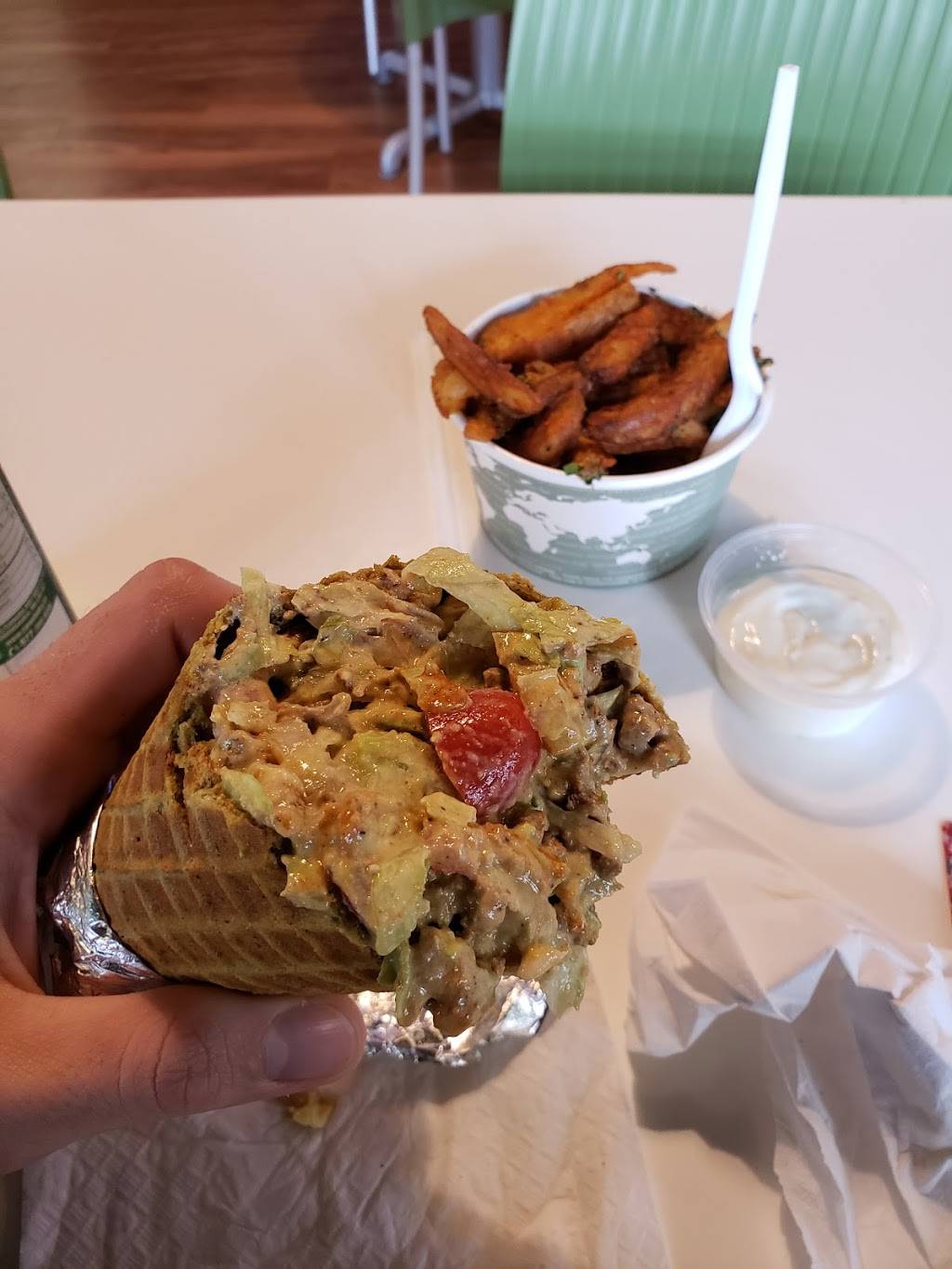 Alijandros Kitchen | restaurant | 4070 Living Arts Dr, Mississauga, ON L5B 0C3, Canada | 9052322545 OR +1 905-232-2545