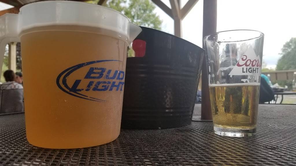 Riverview | restaurant | 928 NY-11C, Brasher Falls, NY 13613, USA | 3153894100 OR +1 315-389-4100