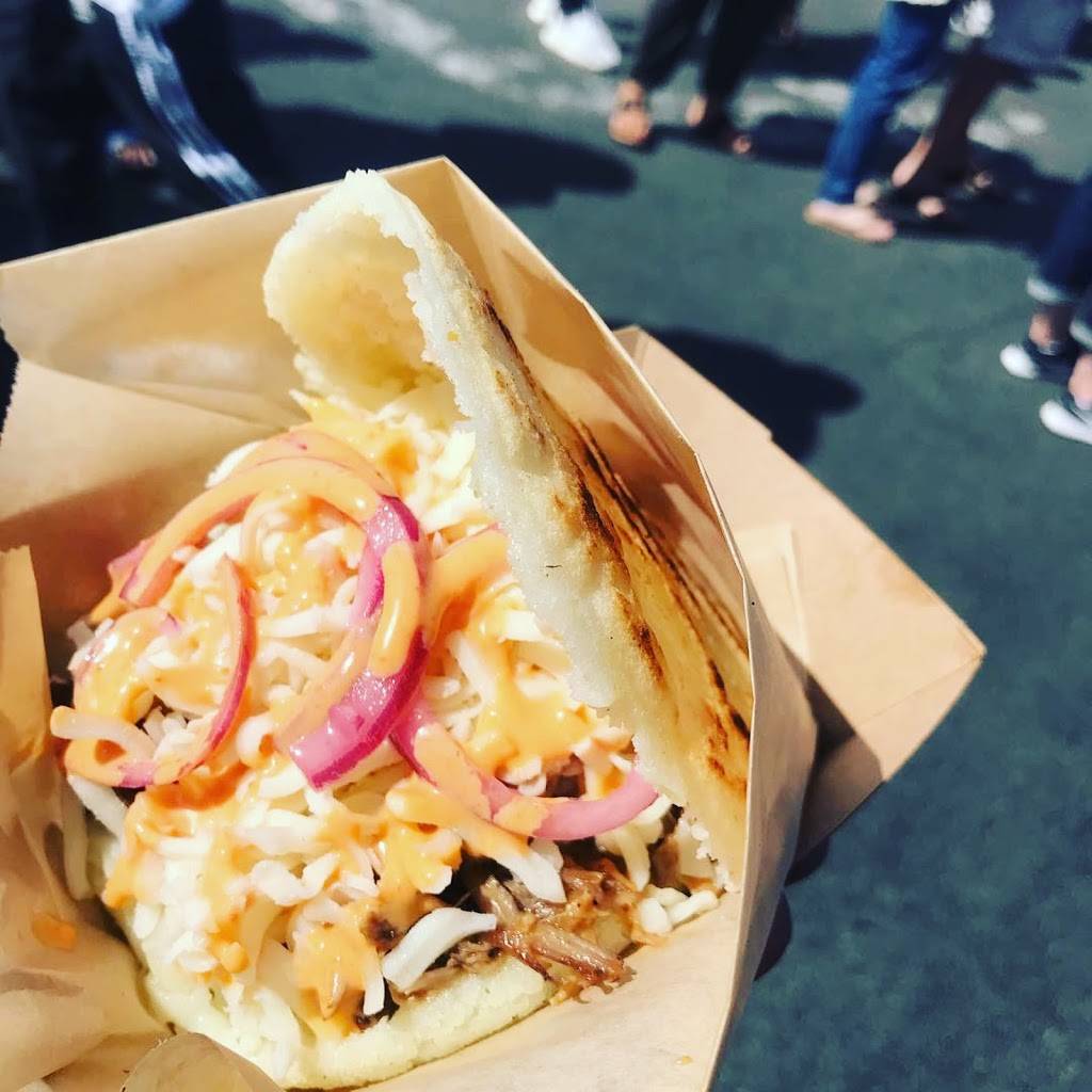 Sus Arepas (Food Truck) | restaurant | 785 Bay St, Los Angeles, CA 90021, USA | 2137003976 OR +1 213-700-3976