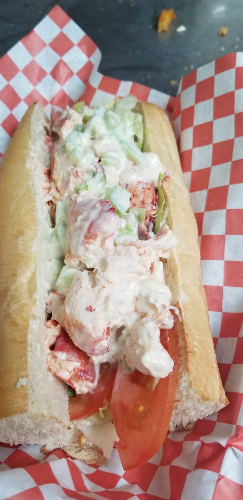 Red Crab - Juicy Seafood | restaurant | 2314 W Jefferson St, Joliet, IL 60435, USA | 8152805005 OR +1 815-280-5005