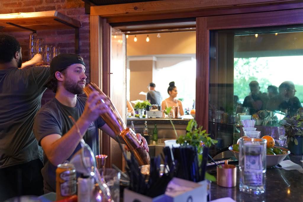 Madera Cafe | restaurant | 3961 Nolensville Pike, Nashville, TN 37211, USA | 6157093172 OR +1 615-709-3172