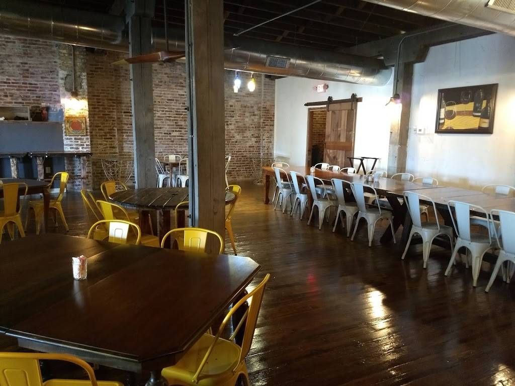 Rz Cafe And Catering | restaurant | 104 N Main St, Fort Branch, IN 47648, USA | 8126150039 OR +1 812-615-0039