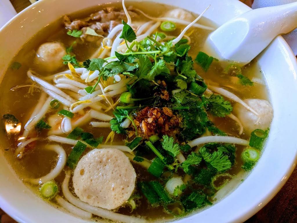 Crazy Noodles | restaurant | 36 Main St, Amherst, MA 01002, USA | 4132533287 OR +1 413-253-3287