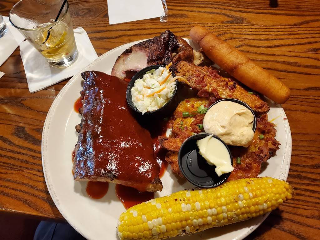 Grizzlys Wood-Fired Grill - Willmar | restaurant | 2207 1st St S, Willmar, MN 56201, USA | 3202310840 OR +1 320-231-0840