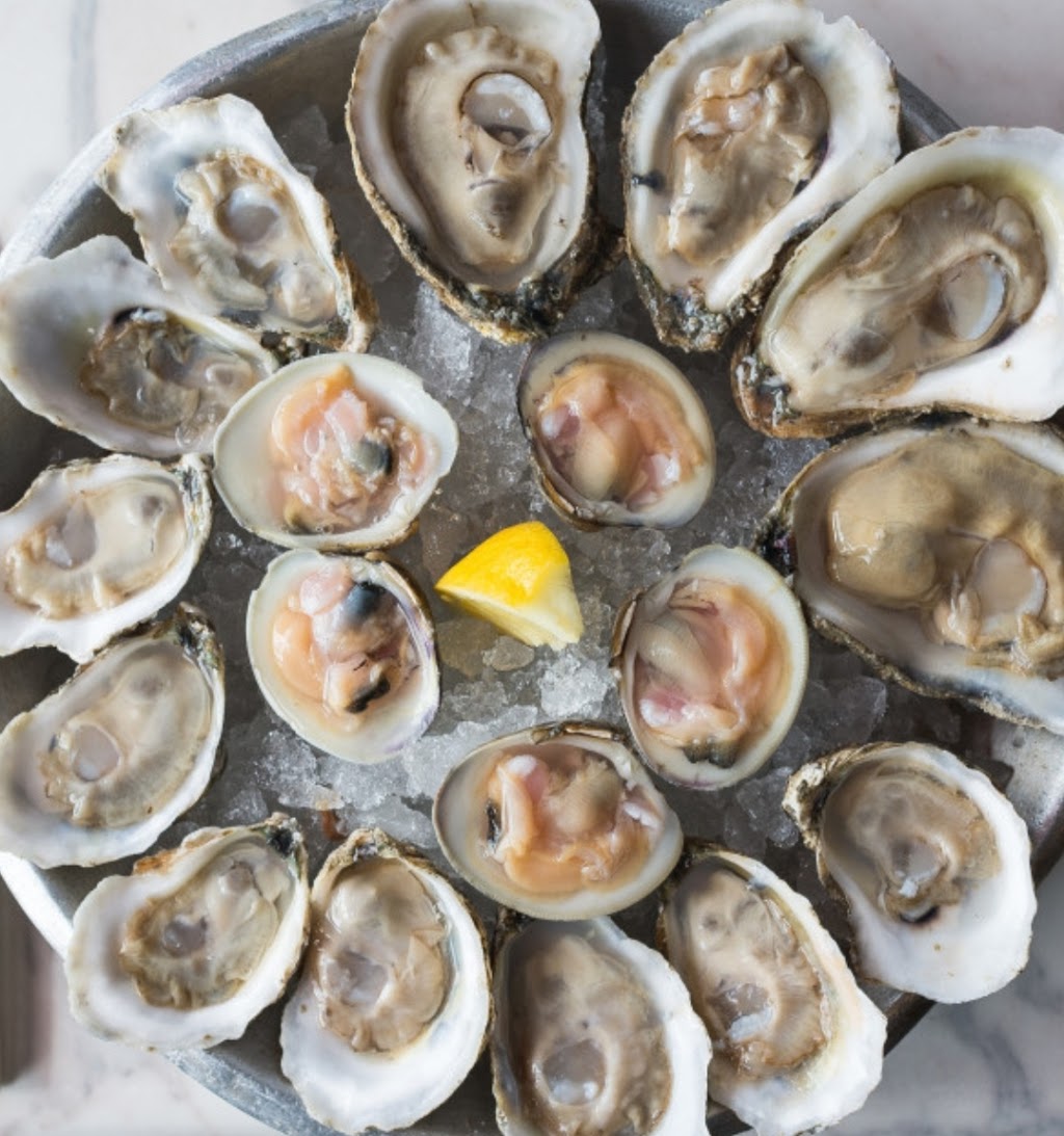 Sam Millers | restaurant | 1210 E Cary St, Richmond, VA 23219, USA | 8046445465 OR +1 804-644-5465