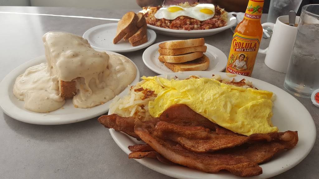 Carols Corner Cafe | cafe | 7800 NE St Johns Rd #1021, Vancouver, WA 98665, USA | 3605736357 OR +1 360-573-6357