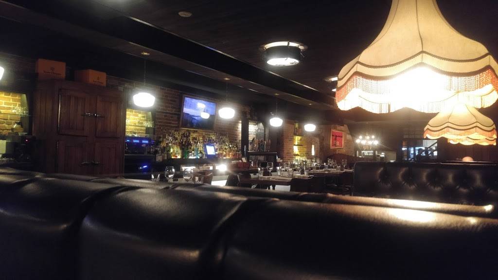 Les Contrebandiers Boissonnerie gourmande | restaurant | 300 Rue des Forges, Trois-Rivières, QC G9A 2G8, Canada | 8193702005 OR +1 819-370-2005