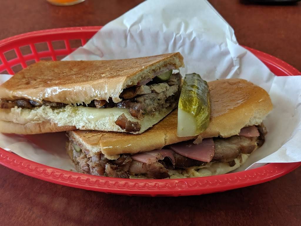 Big Ds Sandwich Shack | restaurant | 220 Springbank Ave, Woodstock, ON N4S 7R3, Canada | 5195367573 OR +1 519-536-7573