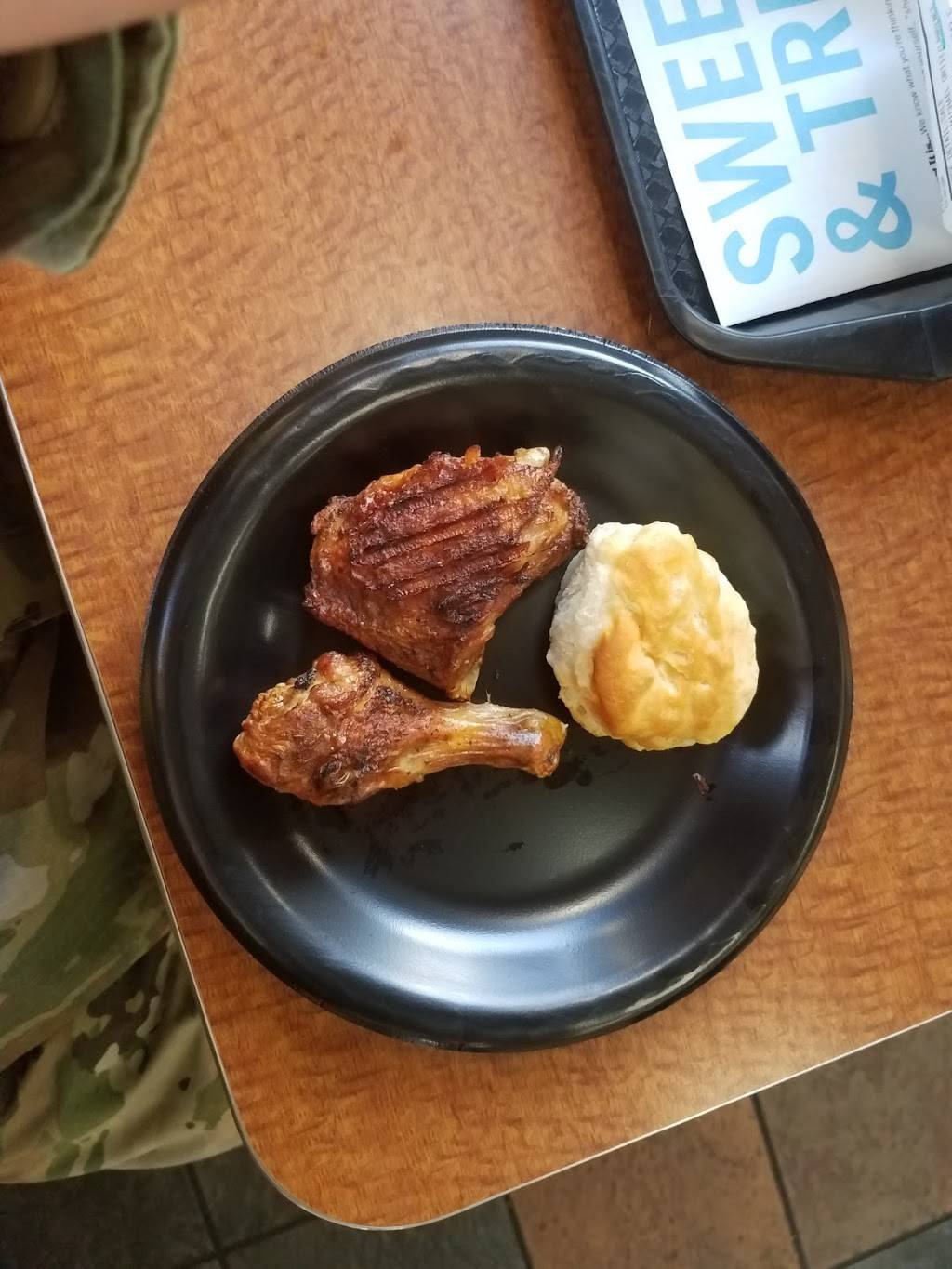 A&W | restaurant | 6610 Hembree Ln, Windsor, CA 95492, USA | 7078378885 OR +1 707-837-8885