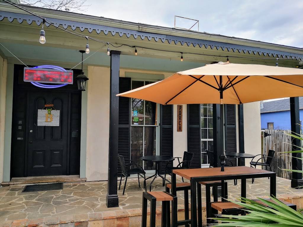 Burnwood 68 | restaurant | 1012 N Flores St, San Antonio, TX 78212, USA | 2103200584 OR +1 210-320-0584