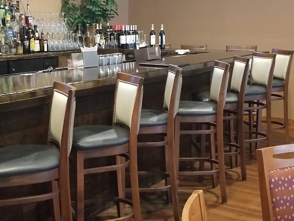 Giorgios | restaurant | 253 E Stuart Ave, Lake Wales, FL 33853, USA | 8636764330 OR +1 863-676-4330