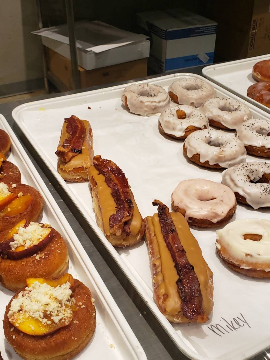 Doughnut Dollies | bakery | 724 Cherokee St NE d, Marietta, GA 30060, USA | 4043655437 OR +1 404-365-5437