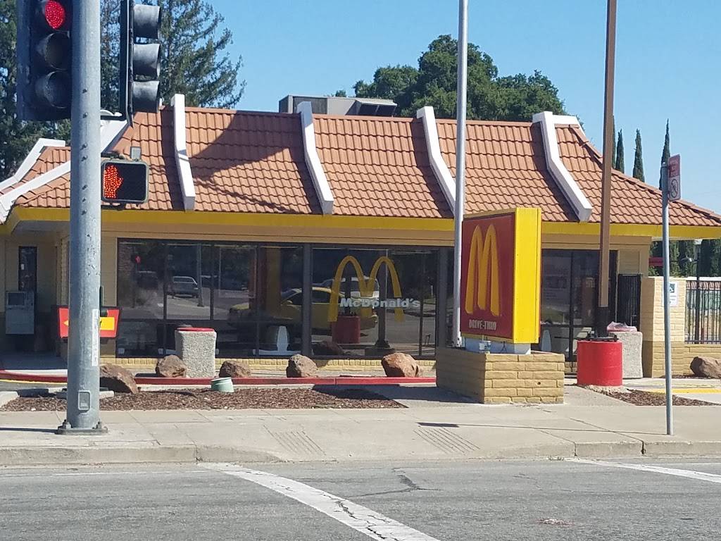 McDonalds | cafe | 1150 S De Anza Blvd, San Jose, CA 95129, USA | 4087250181 OR +1 408-725-0181