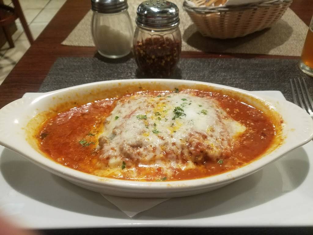 Lucias Italian Ristorante | restaurant | 2531 John Milton Dr, Herndon, VA 20171, USA | 7034764400 OR +1 703-476-4400