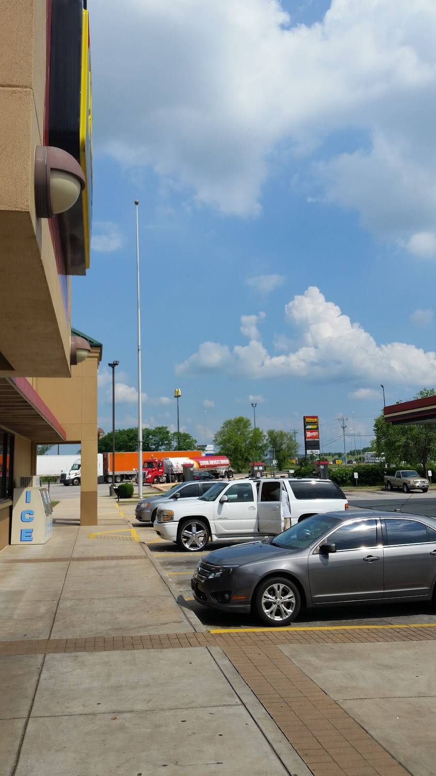 Pilot Travel Center | restaurant | 3240 Point Mallard Pkwy SE, Decatur, AL 35603, USA | 2563535252 OR +1 256-353-5252