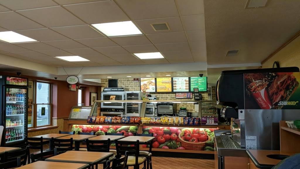 Subway | restaurant | 60 N, Portage St, Doylestown, OH 44230, USA | 3306582500 OR +1 330-658-2500