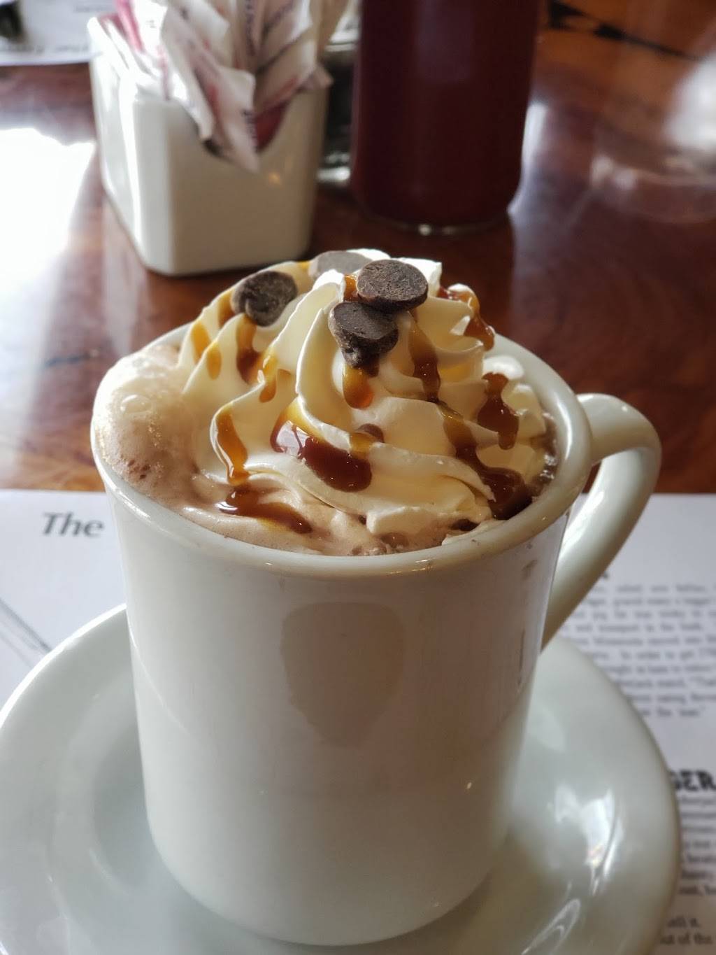 The Lumberjack Restaurant | restaurant | 475 Tecumseh Rd E, Windsor, ON N8X 4W5, Canada | 5192545538 OR +1 519-254-5538