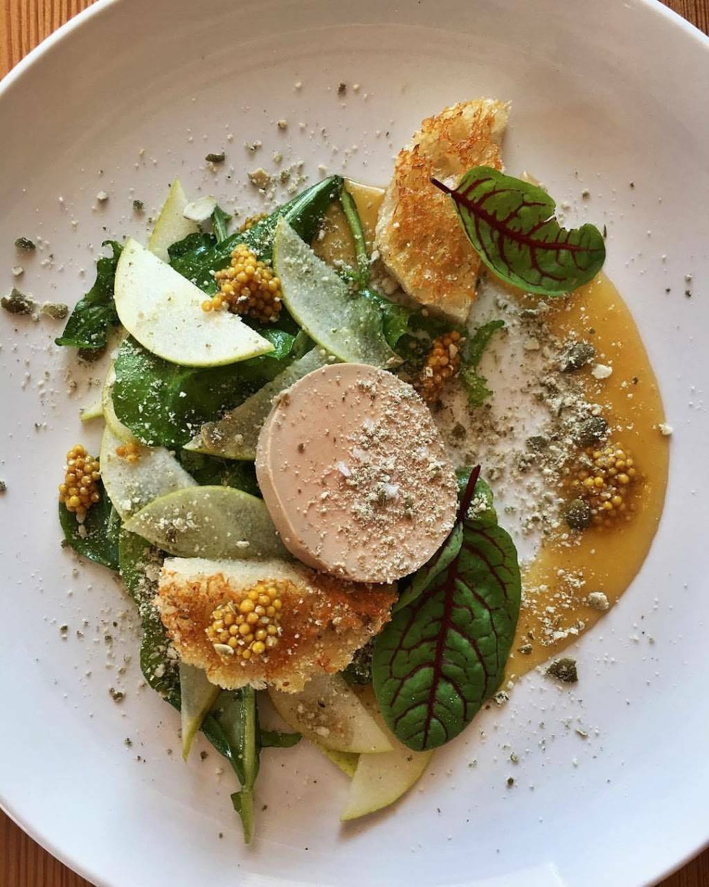 Heirloom | restaurant | 212 Savannah Rd, Lewes, DE 19958, USA | 3023134065 OR +1 302-313-4065