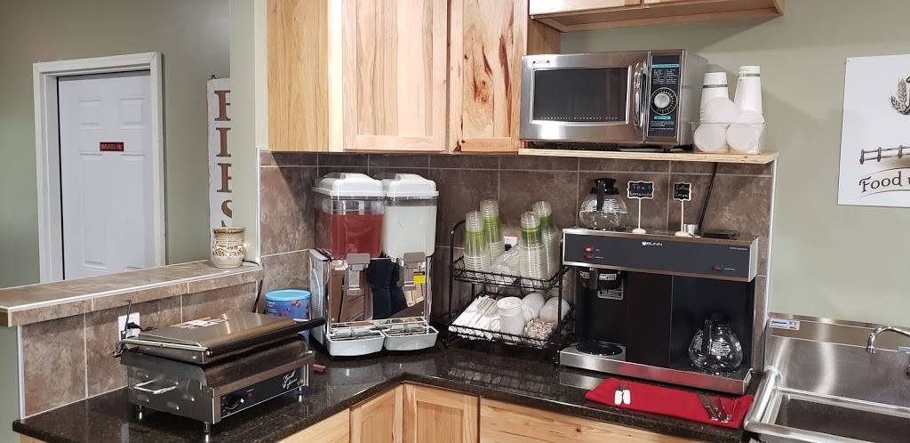 GOOD MANNA, LLC | restaurant | 915 S Clinton St, Stockbridge, MI 49285, USA | 5179856233 OR +1 517-985-6233