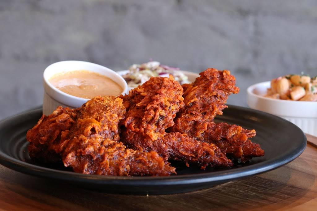 Starks Hot Chicken | restaurant | 207 S Vermont Ave, Los Angeles, CA 90004, USA | 2133780138 OR +1 213-378-0138
