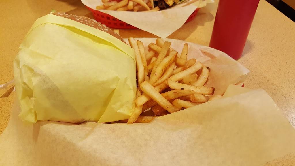 Toms Original Super Burgers | restaurant | 9750 Sierra Ave, Fontana, CA 92335, USA | 9094289967 OR +1 909-428-9967