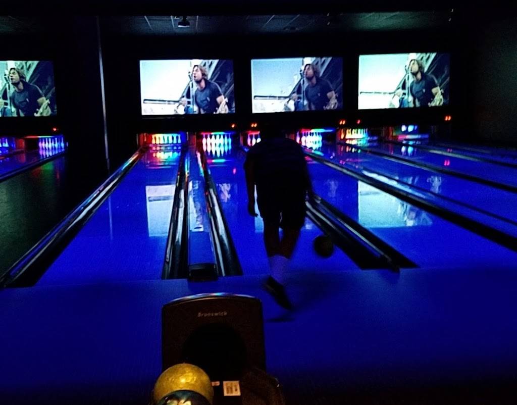 iTZ Family, Food, & Fun- Pasadena | restaurant | 5950 Fairmont Pkwy, Pasadena, TX 77505, USA | 2819982424 OR +1 281-998-2424