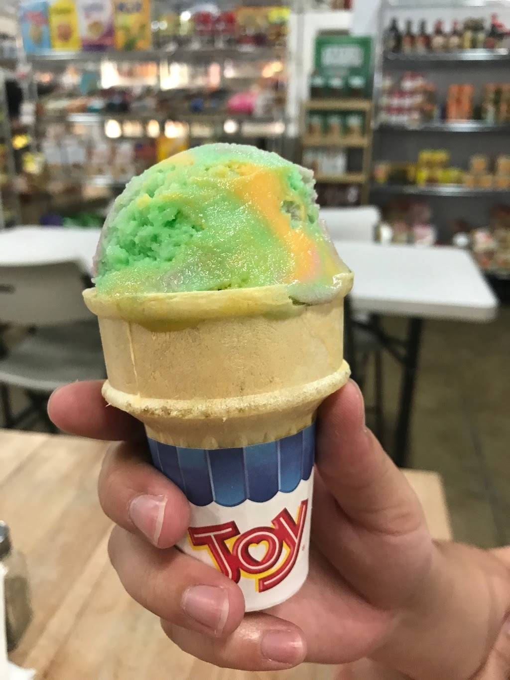 Grand View Market | cafe | 12210 Venice Blvd, Venice, CA 90291, USA | 3103907800 OR +1 310-390-7800