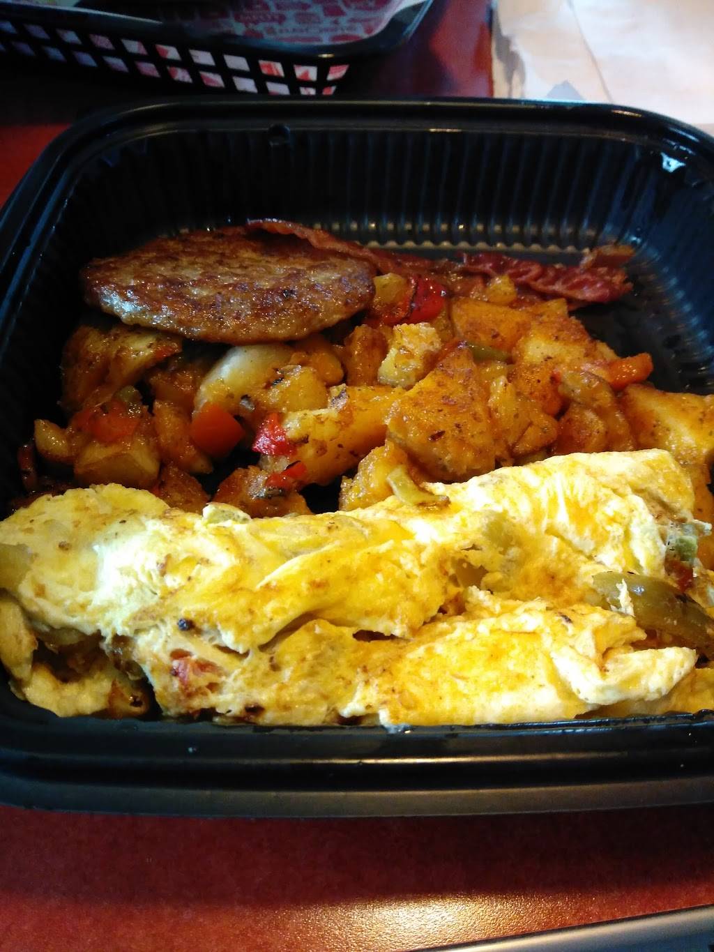 Jack in the Box | restaurant | 300 S Buchanan St, Edwardsville, IL 62025, USA | 6186921414 OR +1 618-692-1414