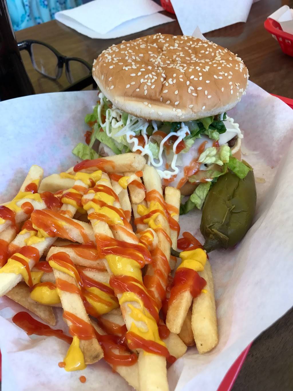 Street Burgers | restaurant | 1 W Flatiron Crossing Dr, Broomfield, CO 80021, USA | 3034699484 OR +1 303-469-9484