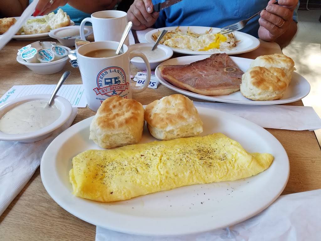 4-Way Grill | restaurant | 6121 E Antioch Rd, Springville, TN 38256, USA | 7316410100 OR +1 731-641-0100