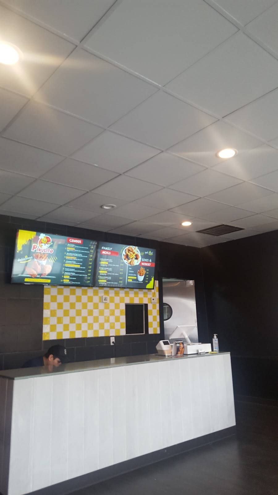 Pinulito Fried Chicken | restaurant | 10349 Ferguson Rd, Dallas, TX 75228, USA | 9723734566 OR +1 972-373-4566