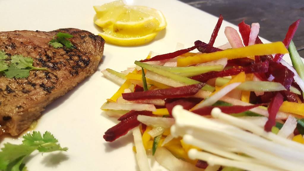 Roses New York | restaurant | 13130 Yonge St, Richmond Hill, ON L4E 2T3, Canada | 9057730111 OR +1 905-773-0111