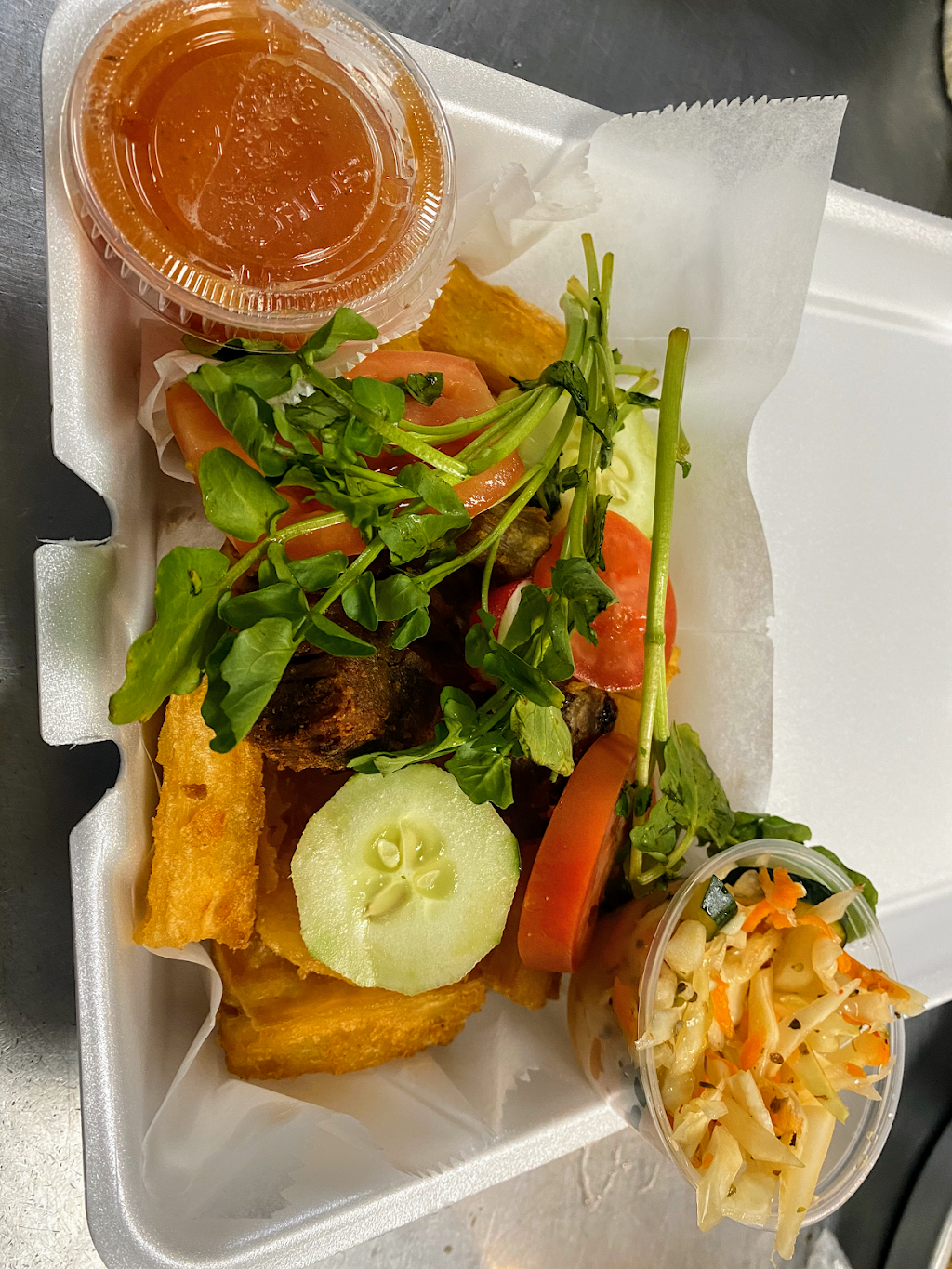 Pupuseria La Bendición | restaurant | 4030 W Broad St, Columbus, OH 43228, USA | 6148691003 OR +1 614-869-1003