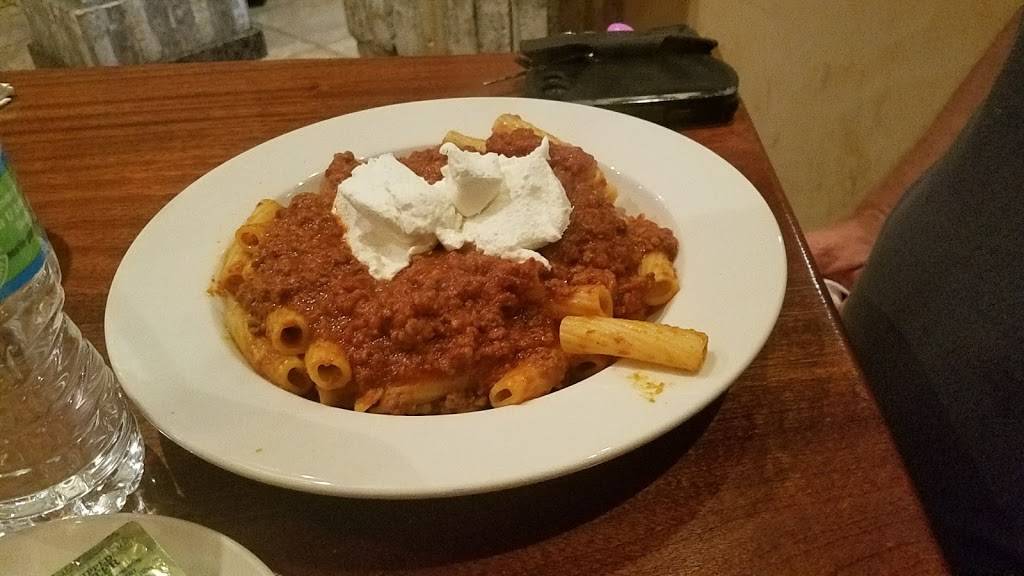 Raimos Pizza & Restaurant | restaurant | 187 W Merrick Rd, Freeport, NY 11520, USA | 5163784379 OR +1 516-378-4379