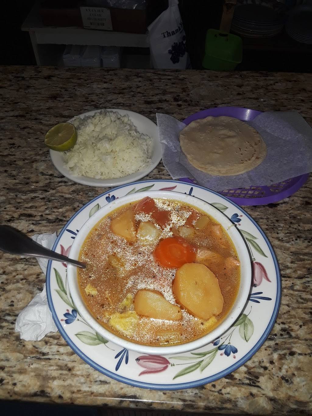 El Rinconcito Tipico Hondureño | restaurant | 1224 Bergenline Ave, Union City, NJ 07087, USA | 2013198929 OR +1 201-319-8929