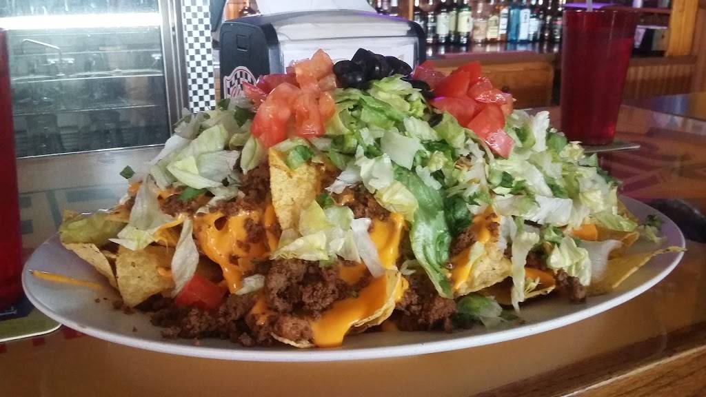 Checkers tavern & eatery | restaurant | 3120 6th St SW #4010, Cedar Rapids, IA 52404, USA | 3193649927 OR +1 319-364-9927