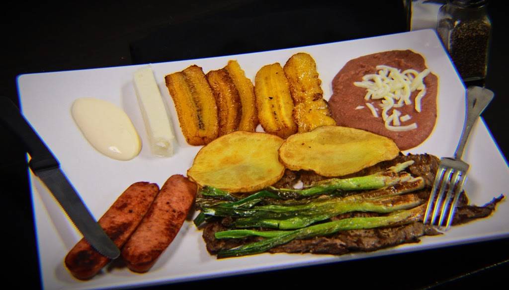 Casa Linda Salvadoran Cuisine | restaurant | 11255 Garland Rd Ste 1330, Dallas, TX 75218, USA | 4693720866 OR +1 469-372-0866