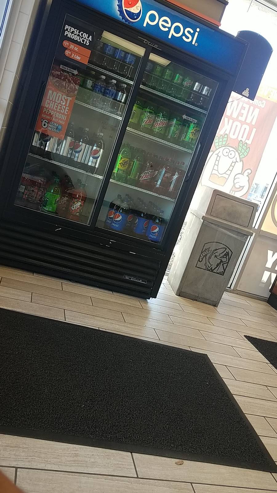 Little Caesars Pizza | meal takeaway | 1728 W Rosecrans Ave, Compton, CA 90220, USA | 3106397686 OR +1 310-639-7686