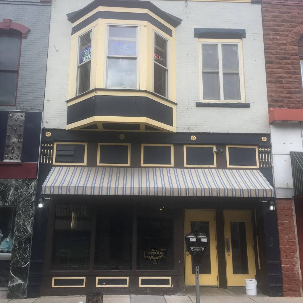 The Taproom | restaurant | 36 N Genesee St, Waukegan, IL 60085, USA | 8476622337 OR +1 847-662-2337