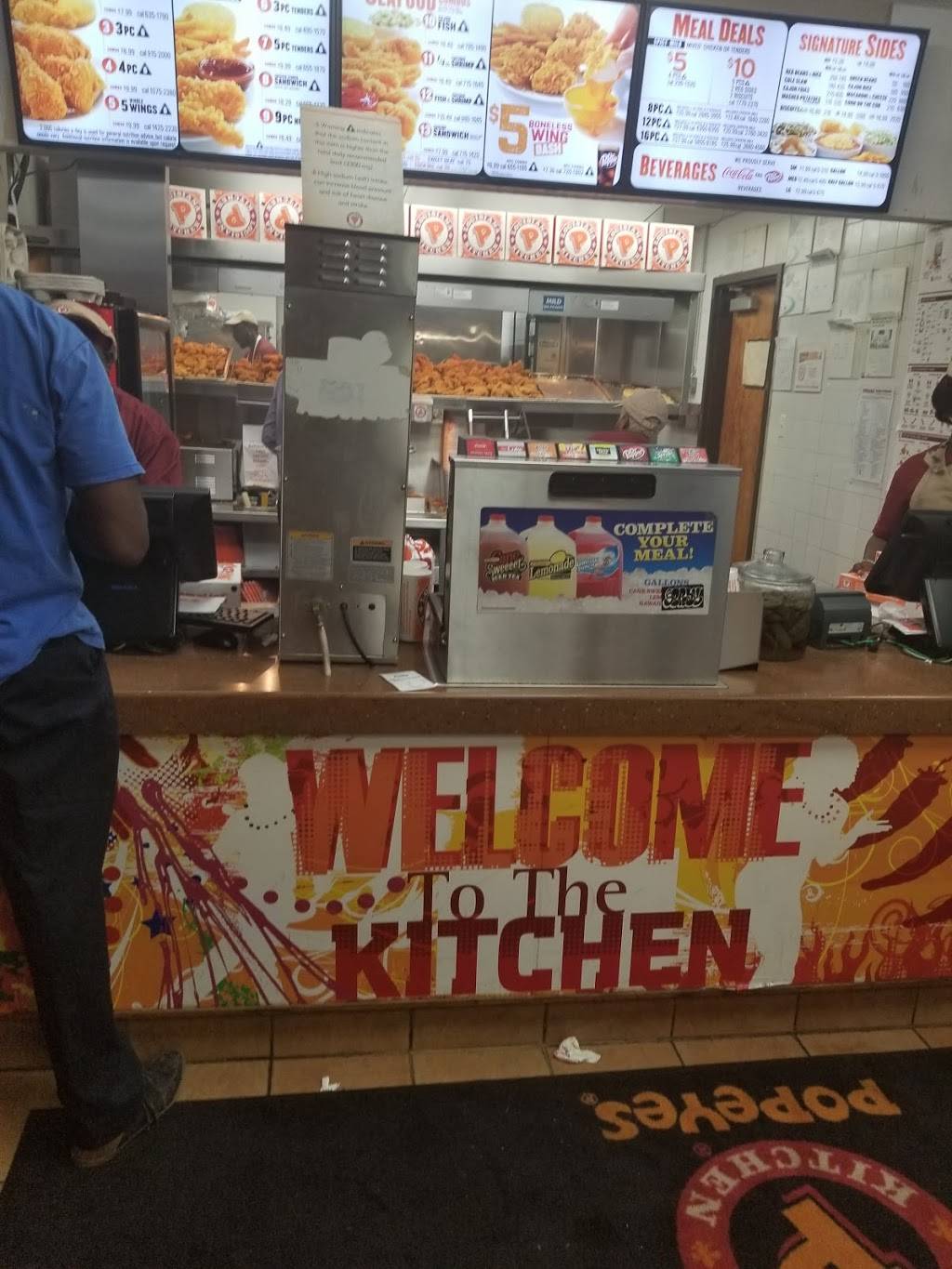 Popeyes Louisiana Kitchen | restaurant | 1201 E 233rd St, Bronx, NY 10466, USA | 3479454700 OR +1 347-945-4700
